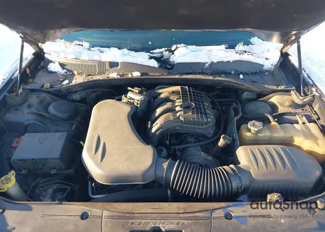 2016 Dodge Charger Sxt z USA, uszkodzony, nr VIN 2C3CDXHG5GH196748